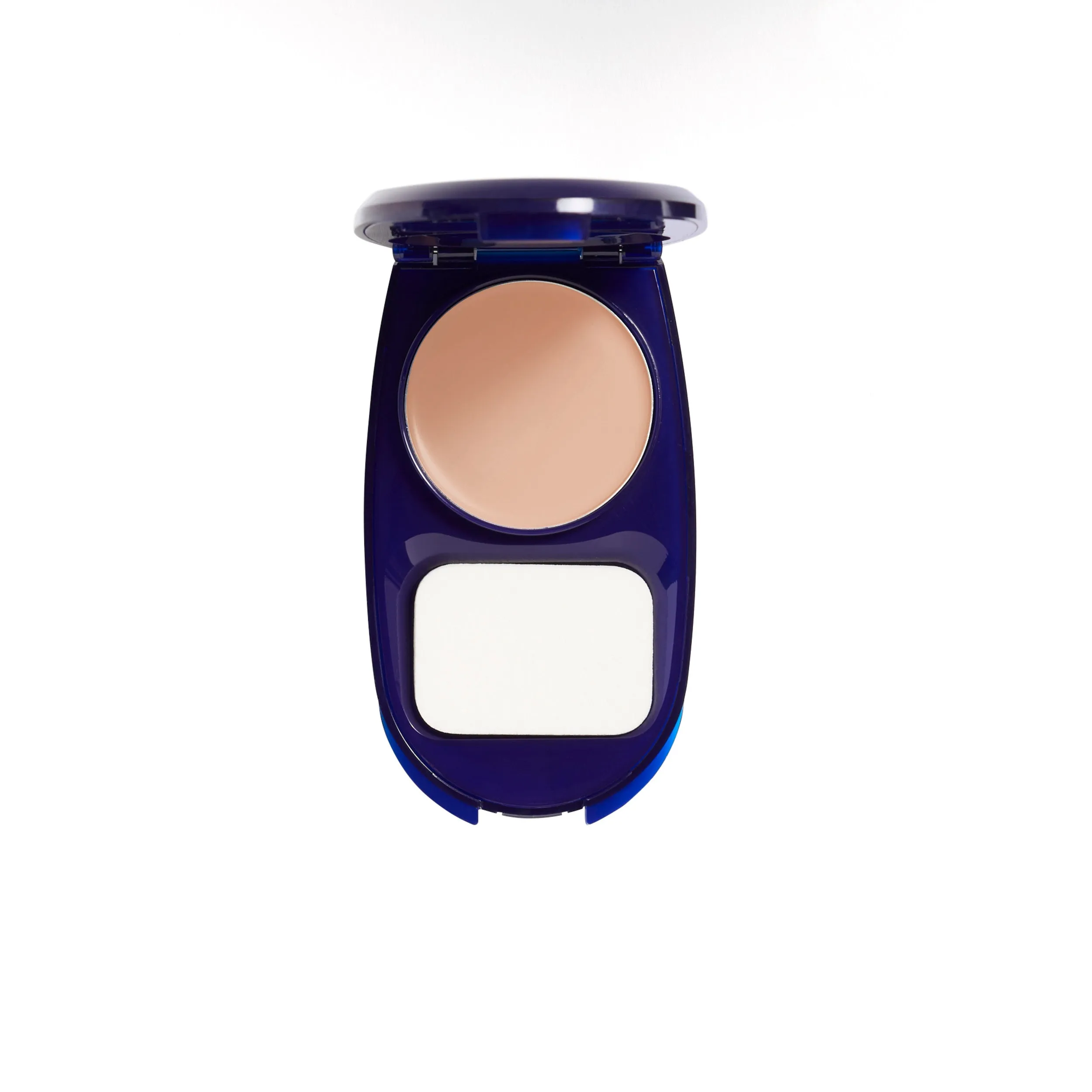 AquaSmooth Compact Foundation with SPF 20