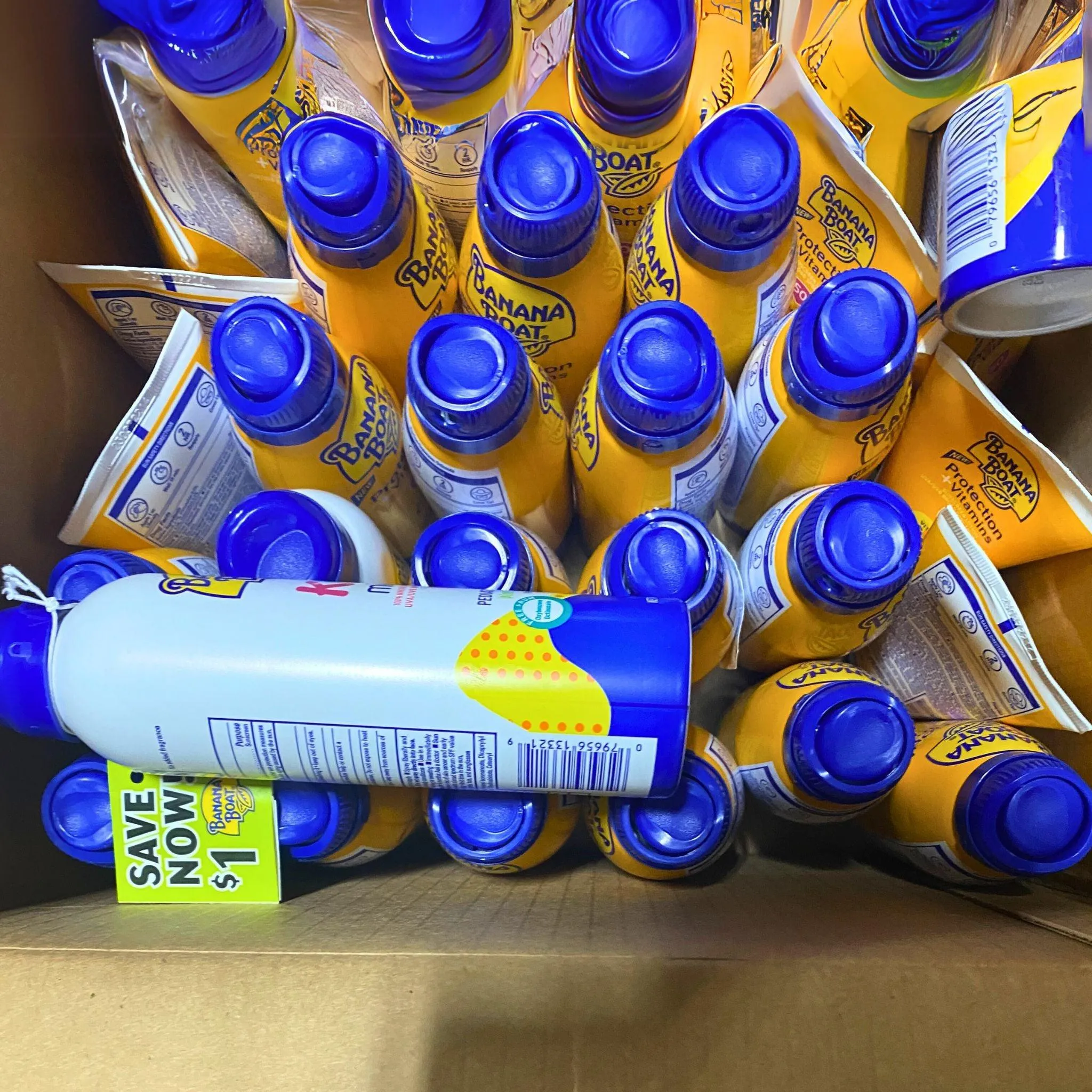 Banana Boat Assorted Sunscreen SPF 50 Spray & Lotion (50 Pcs Lot)
