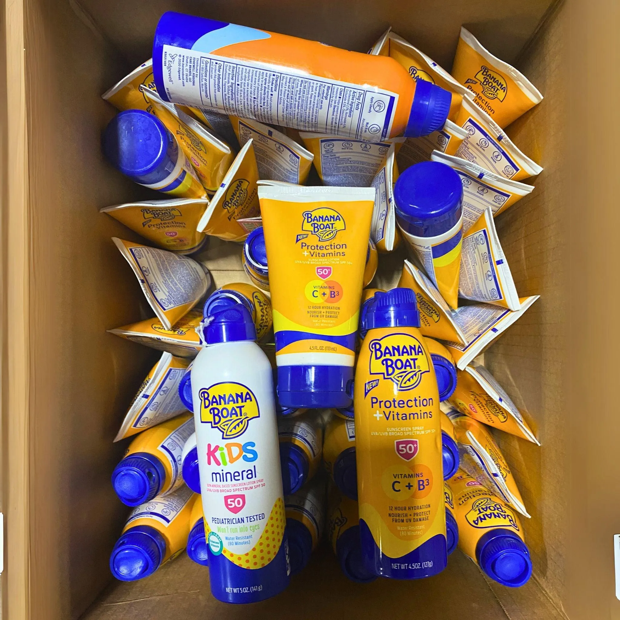 Banana Boat Assorted Sunscreen SPF 50 Spray & Lotion (50 Pcs Lot)