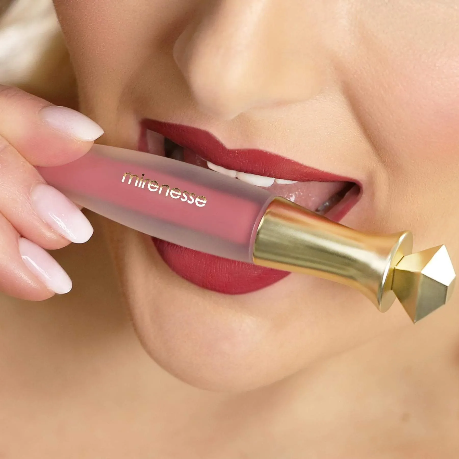 Velvet Matte 12hr Liquid Lip Mini 8. Von Velvet